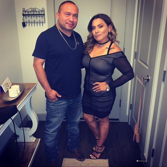 Meet your Posher, Nina - Picture 2 of 4